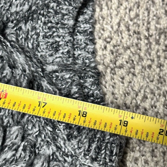 H&M Black, White and Gray Boho Fringe Textured Women's Cardigan Sweater Vest M - Picture 6 of 10